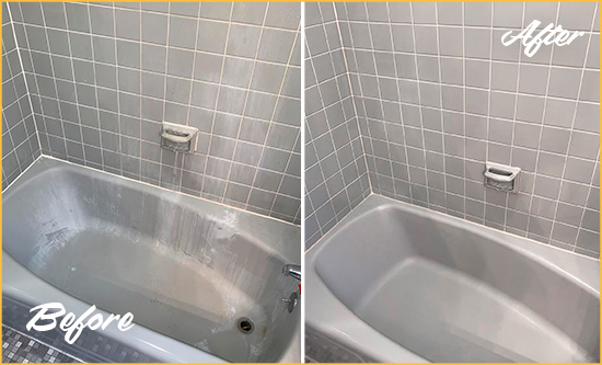 Before and After Picture of a Grout Recaulking in a Bathtub Area